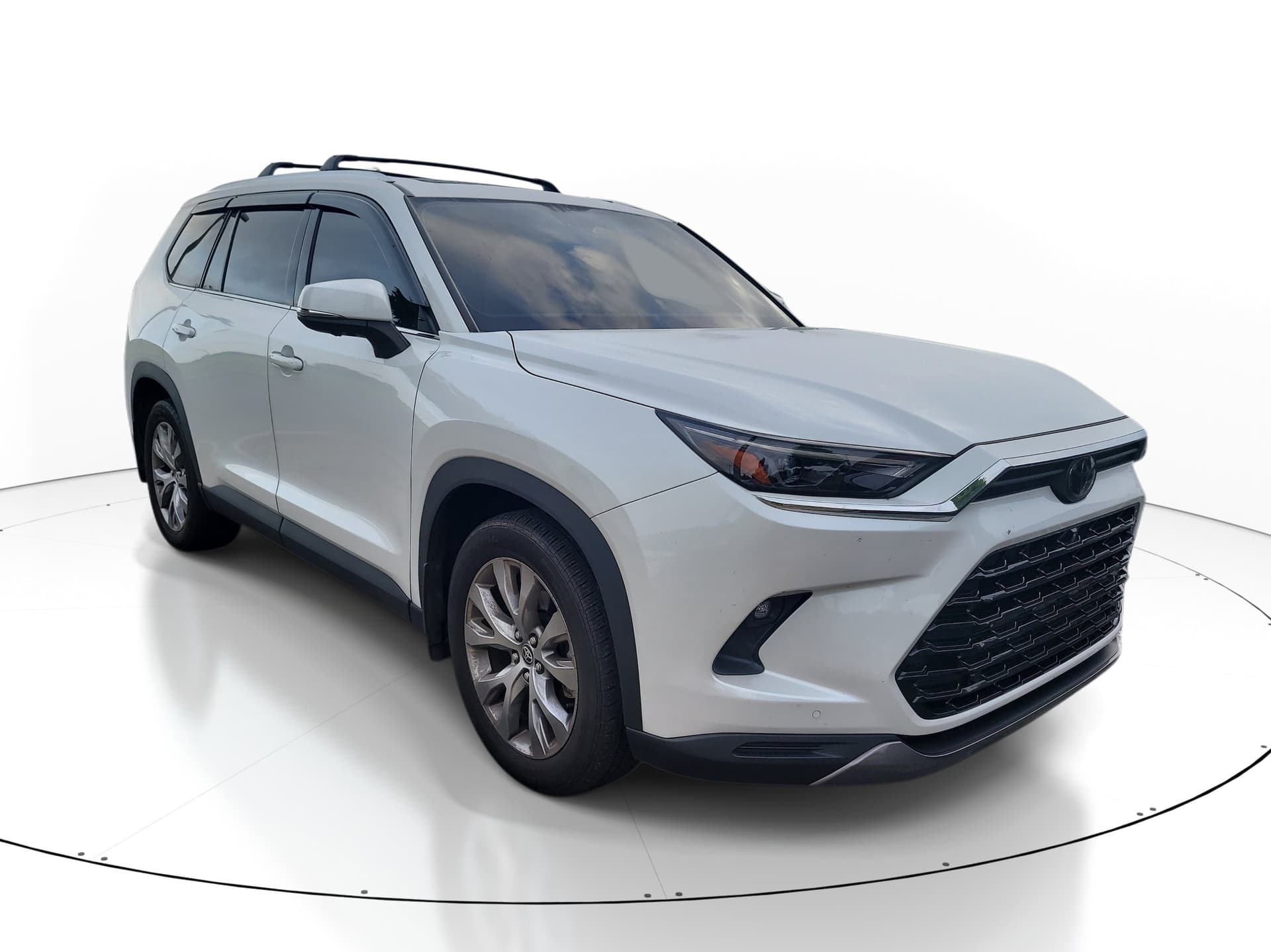 2024 Toyota Grand Highlander Limited — photo 1 of 10