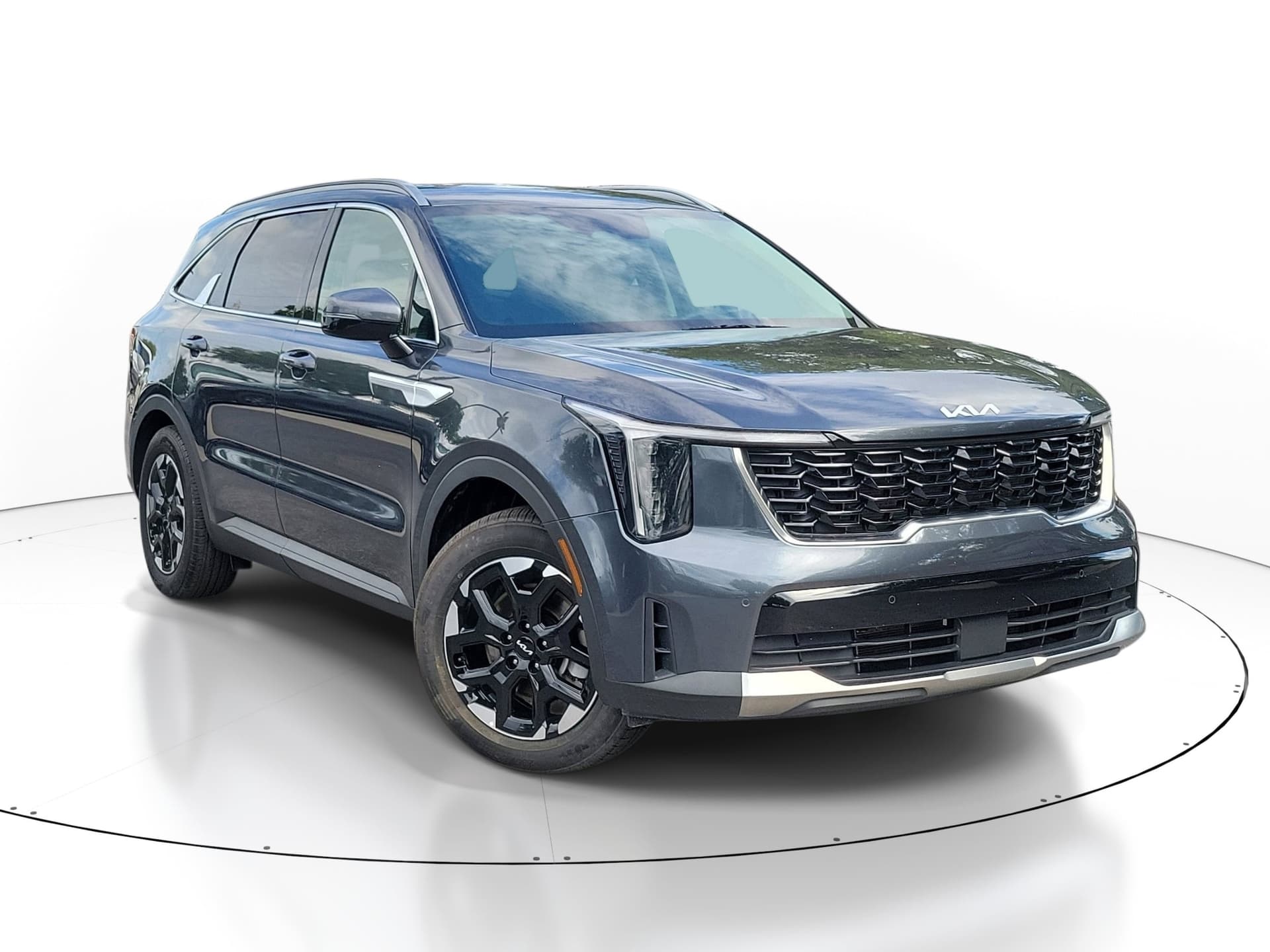 2024 Kia Sorento S — photo 1 of 30