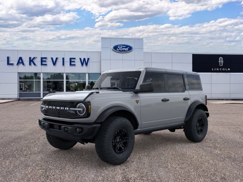 2026 Ford Bronco Badlands — photo 1 of 25