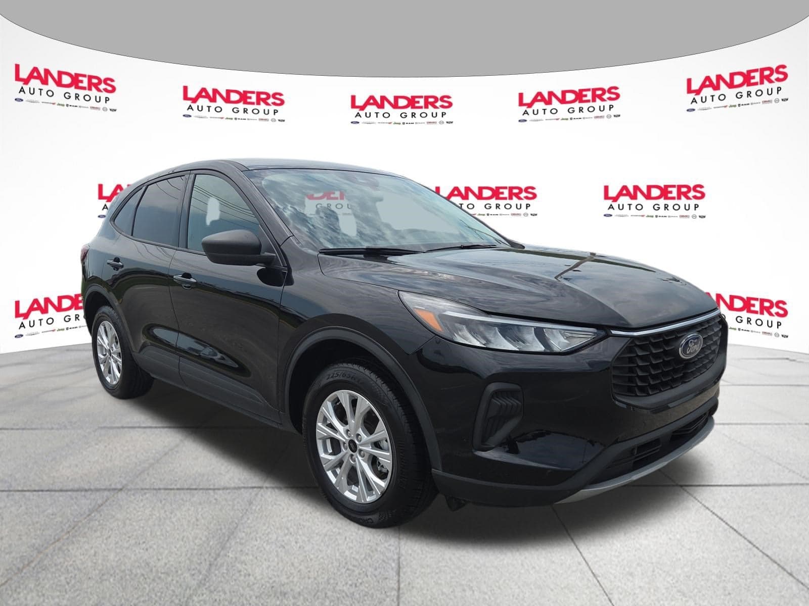 2025 Ford Escape Active — photo 1 of 26