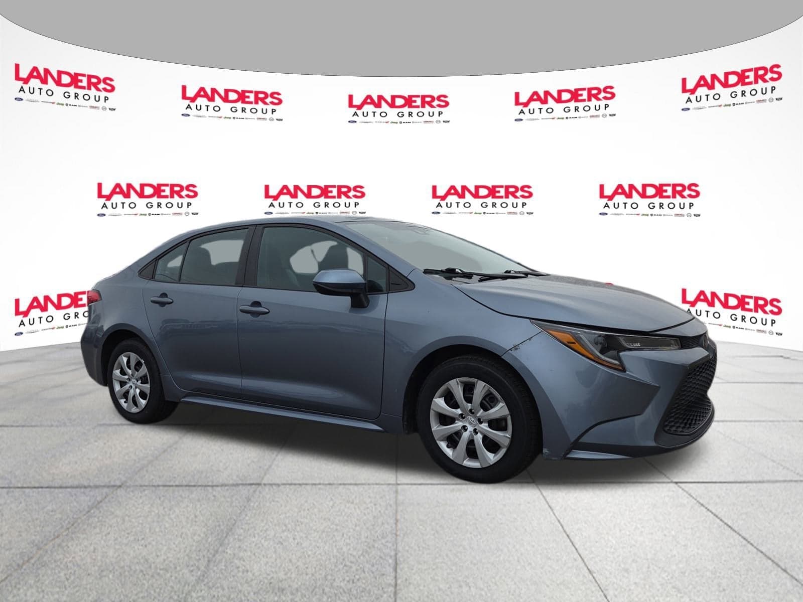 2022 Toyota Corolla LE — photo 1 of 24