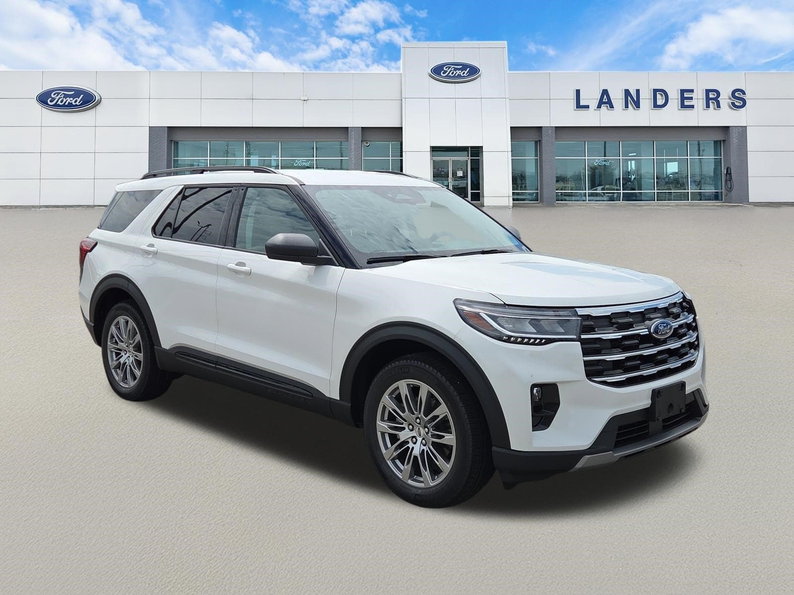 2026 Ford Explorer Active w/200A Pkg — photo 1 of 17