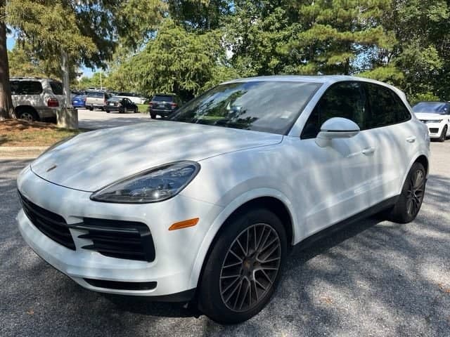 2020 Porsche Cayenne Base — photo 1 of 13