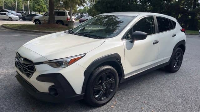 2025 Subaru Crosstrek Base — photo 1 of 13