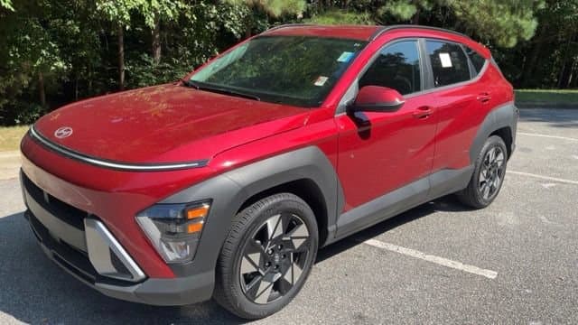 2025 Hyundai Kona SEL — photo 1 of 13