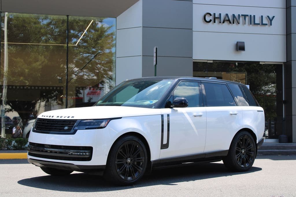 2024 Land Rover Range Rover P530 Autobiography — photo 1 of 36