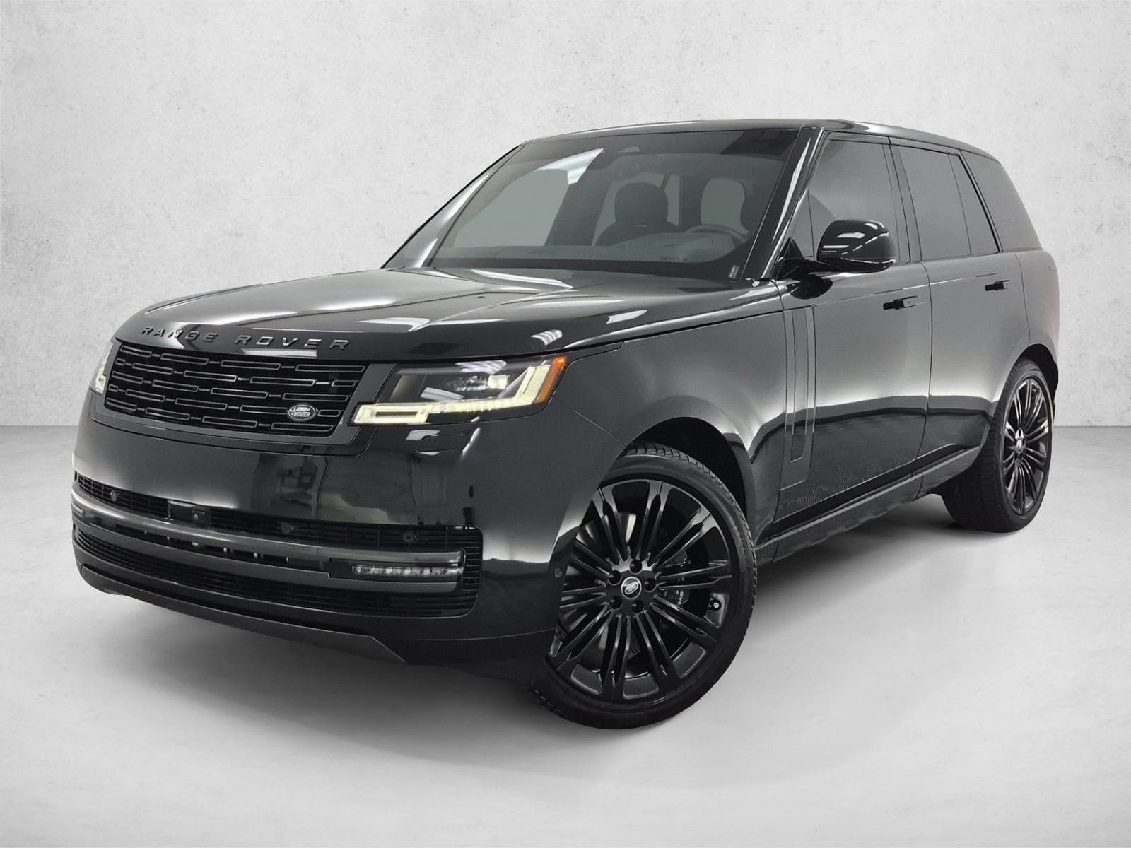 2025 Land Rover Range Rover SE — photo 1 of 30
