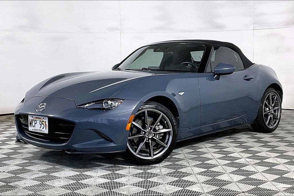 2020 Mazda MX-5 Miata Grand Touring — photo 1 of 31