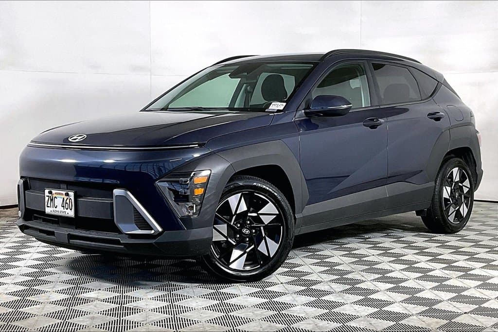 2025 Hyundai Kona SEL — photo 1 of 33