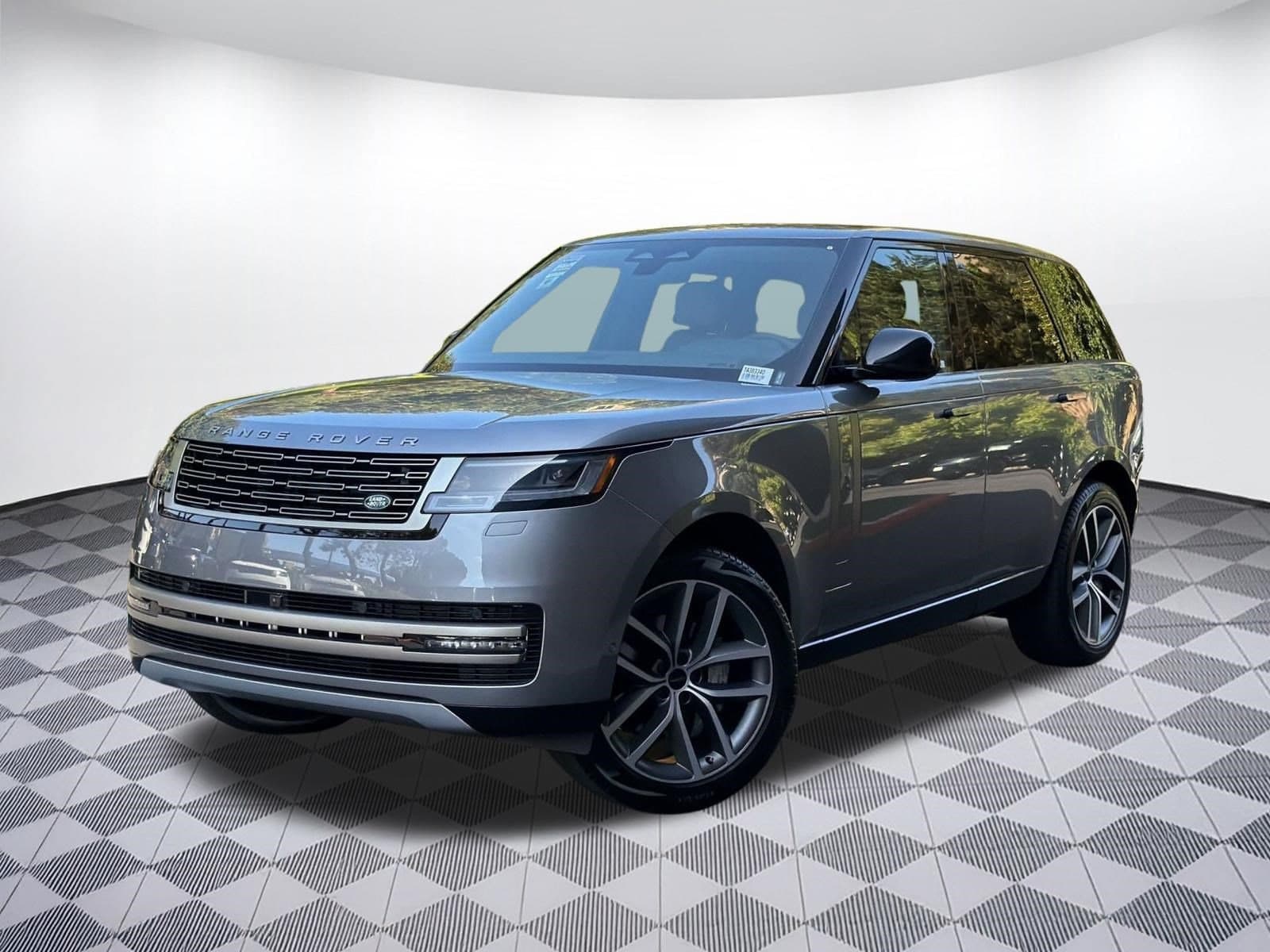 2026 Land Rover Range Rover SE — photo 1 of 31