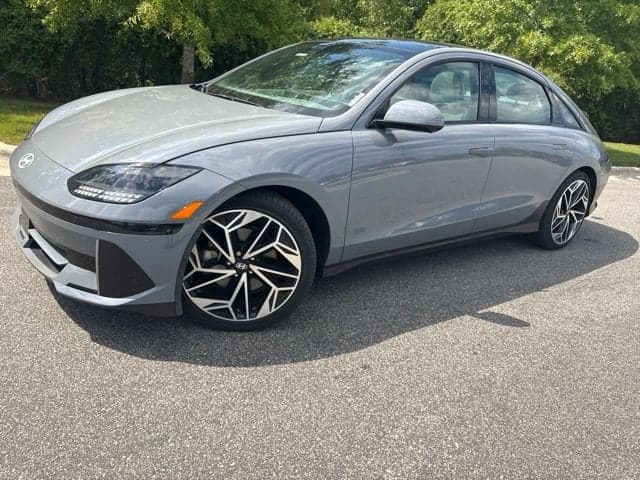 2023 Hyundai IONIQ 6 Limited — photo 1 of 13