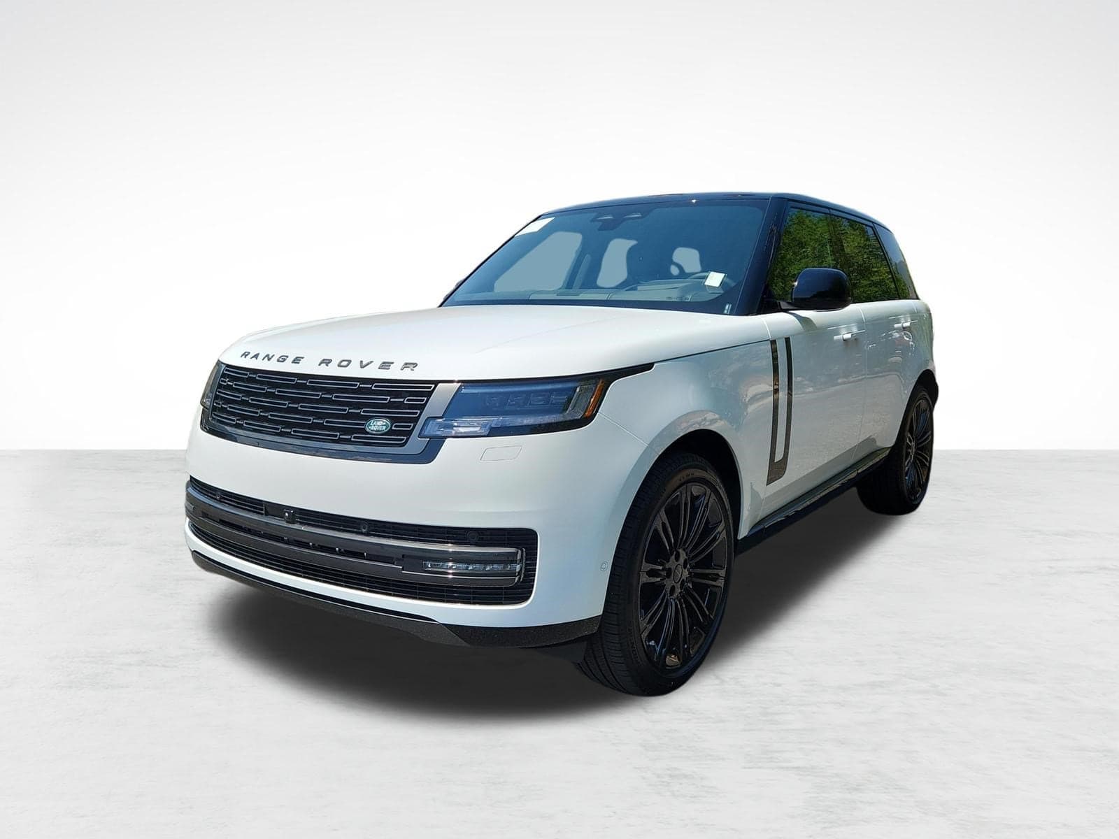 2026 Land Rover Range Rover P400 SE — photo 1 of 31