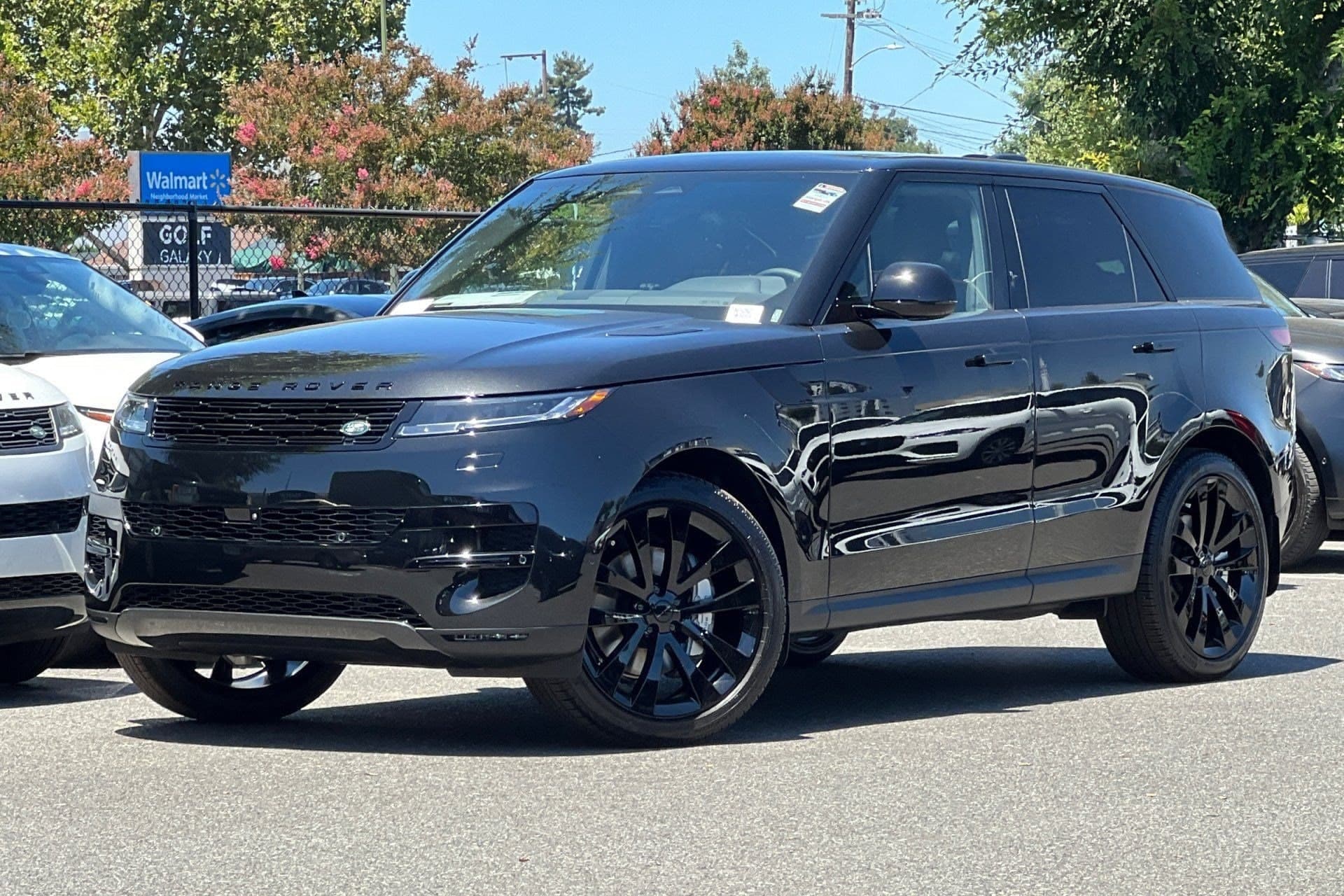 2026 Land Rover Range Rover Sport SE — photo 1 of 31