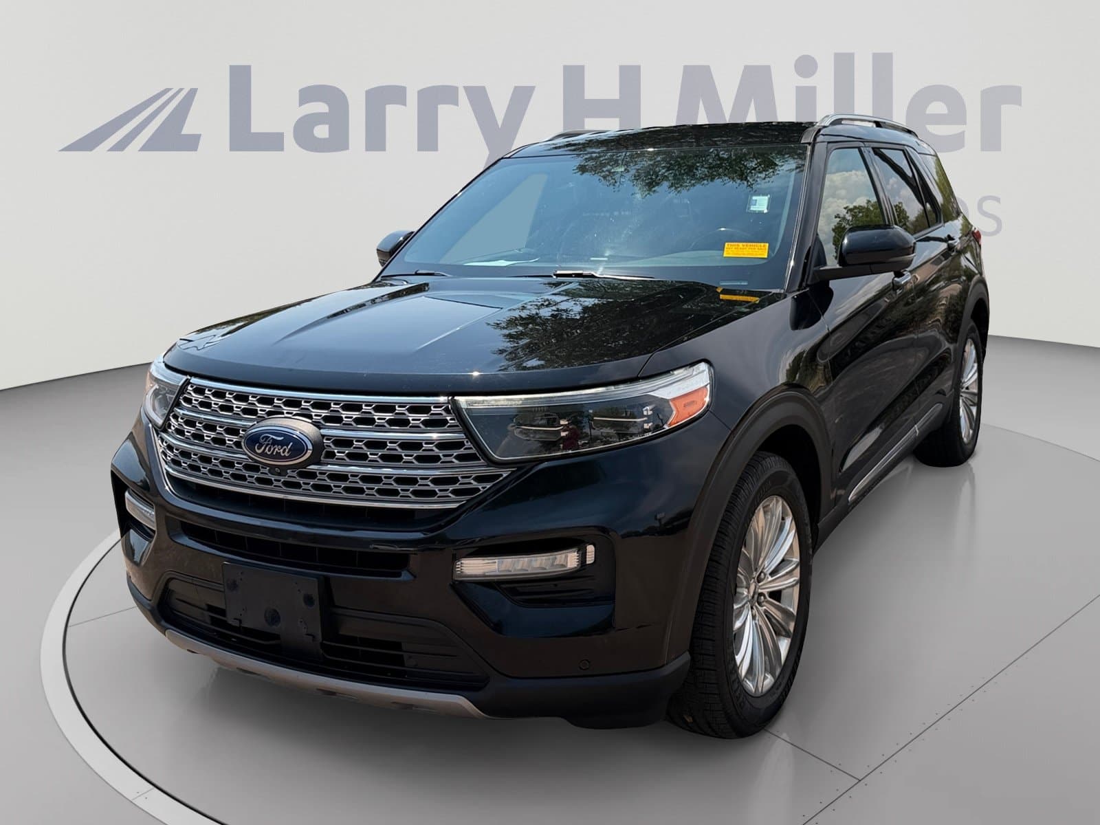 2020 Ford Explorer Limited — photo 1 of 34