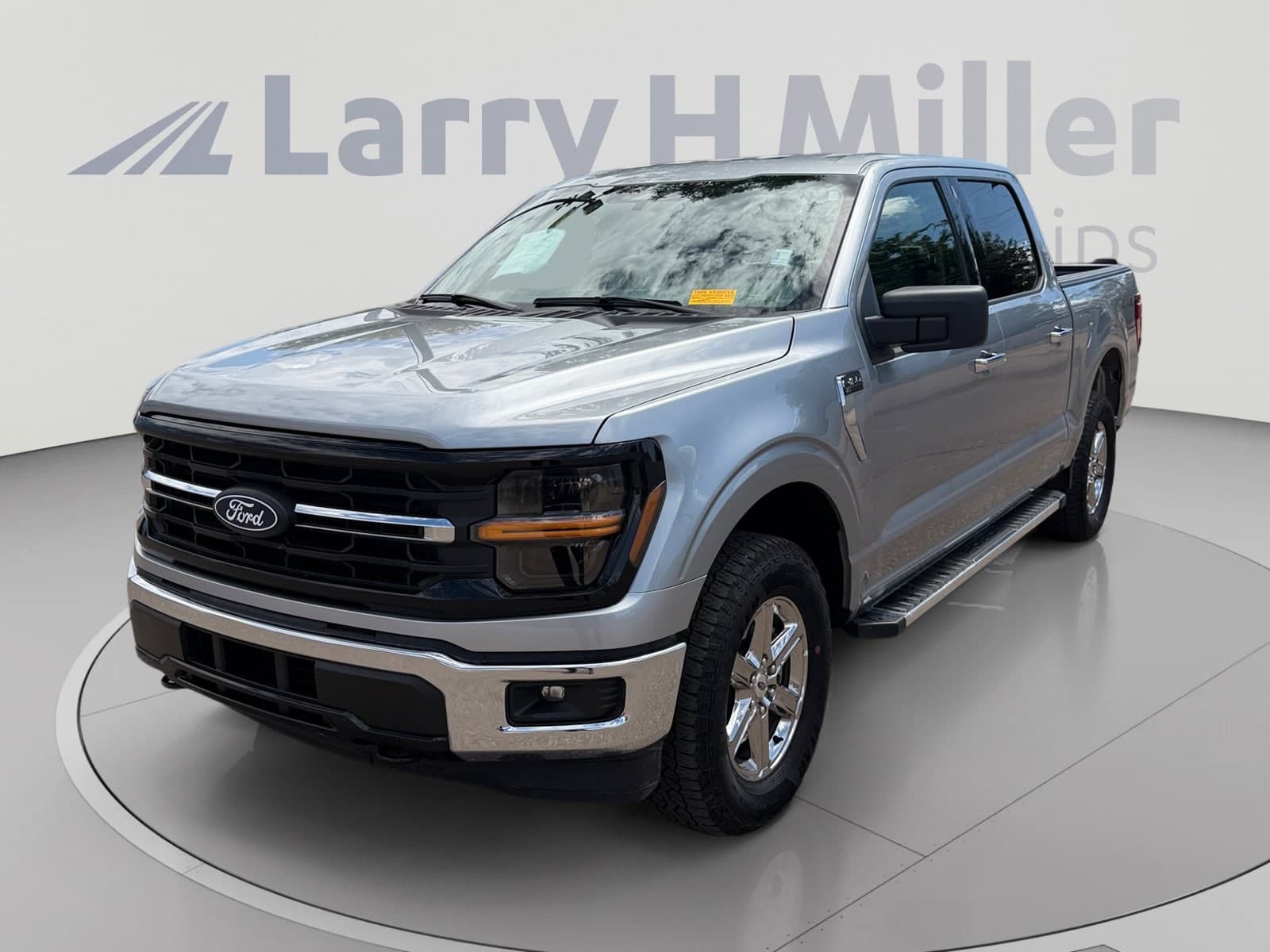 2025 Ford F-150 XLT — photo 1 of 36