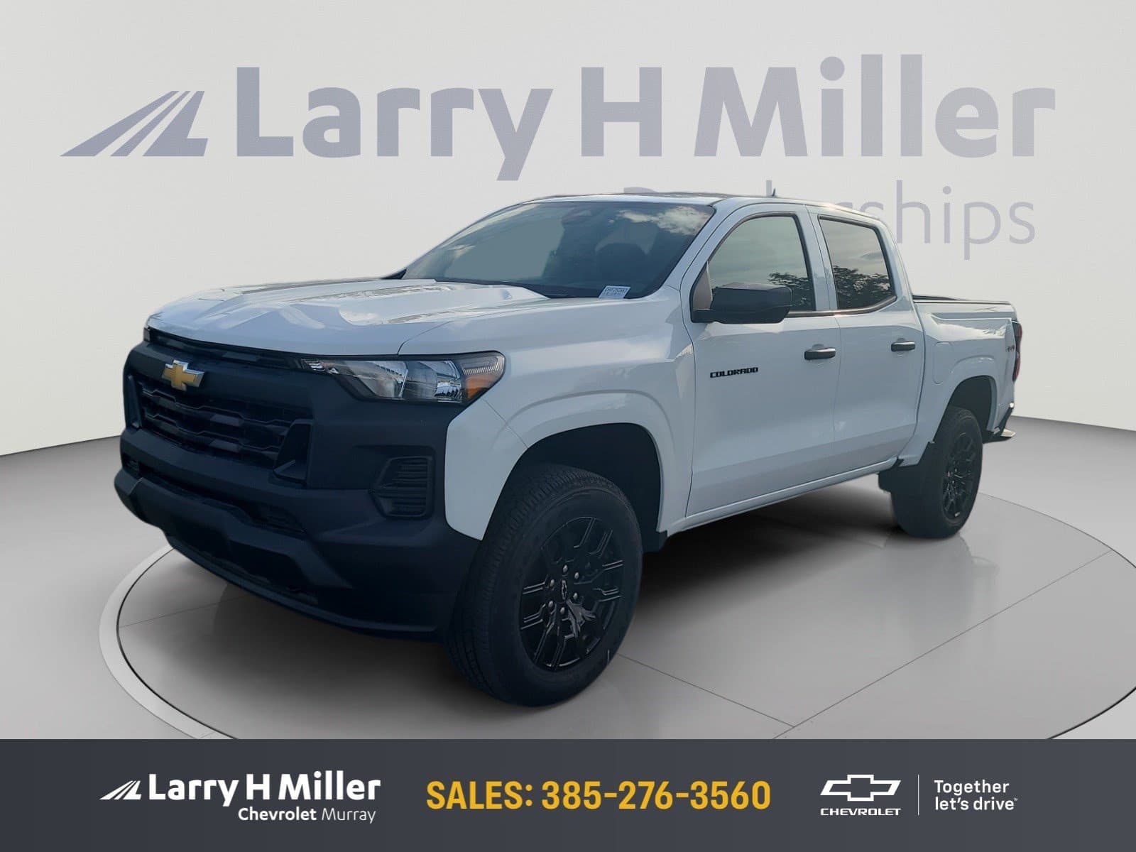 2025 Chevrolet Colorado 4WD LT — photo 1 of 41