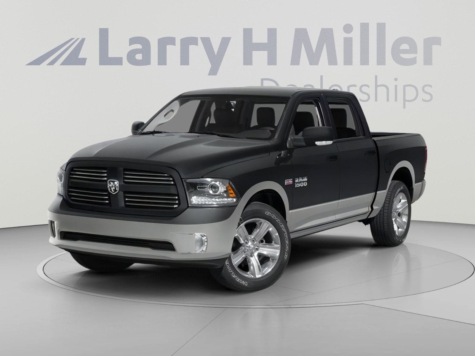 2014 RAM 1500 Laramie — photo 1 of 14