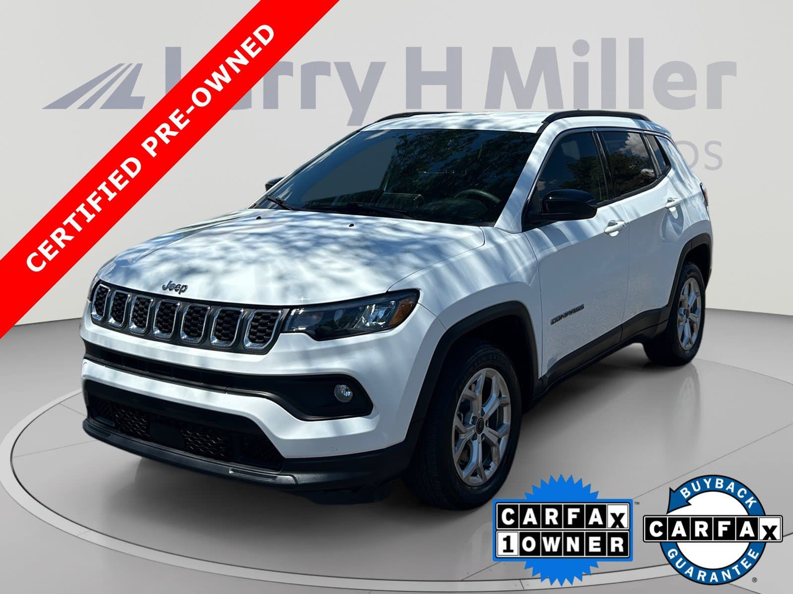 2025 Jeep Compass Latitude — photo 1 of 31