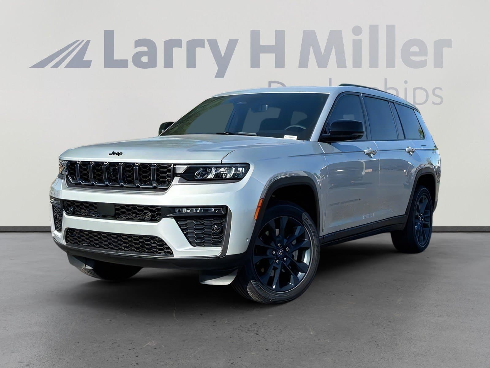 2026 Jeep Grand Cherokee L 85th Anniversary Edition 4 Door — photo 1 of 45
