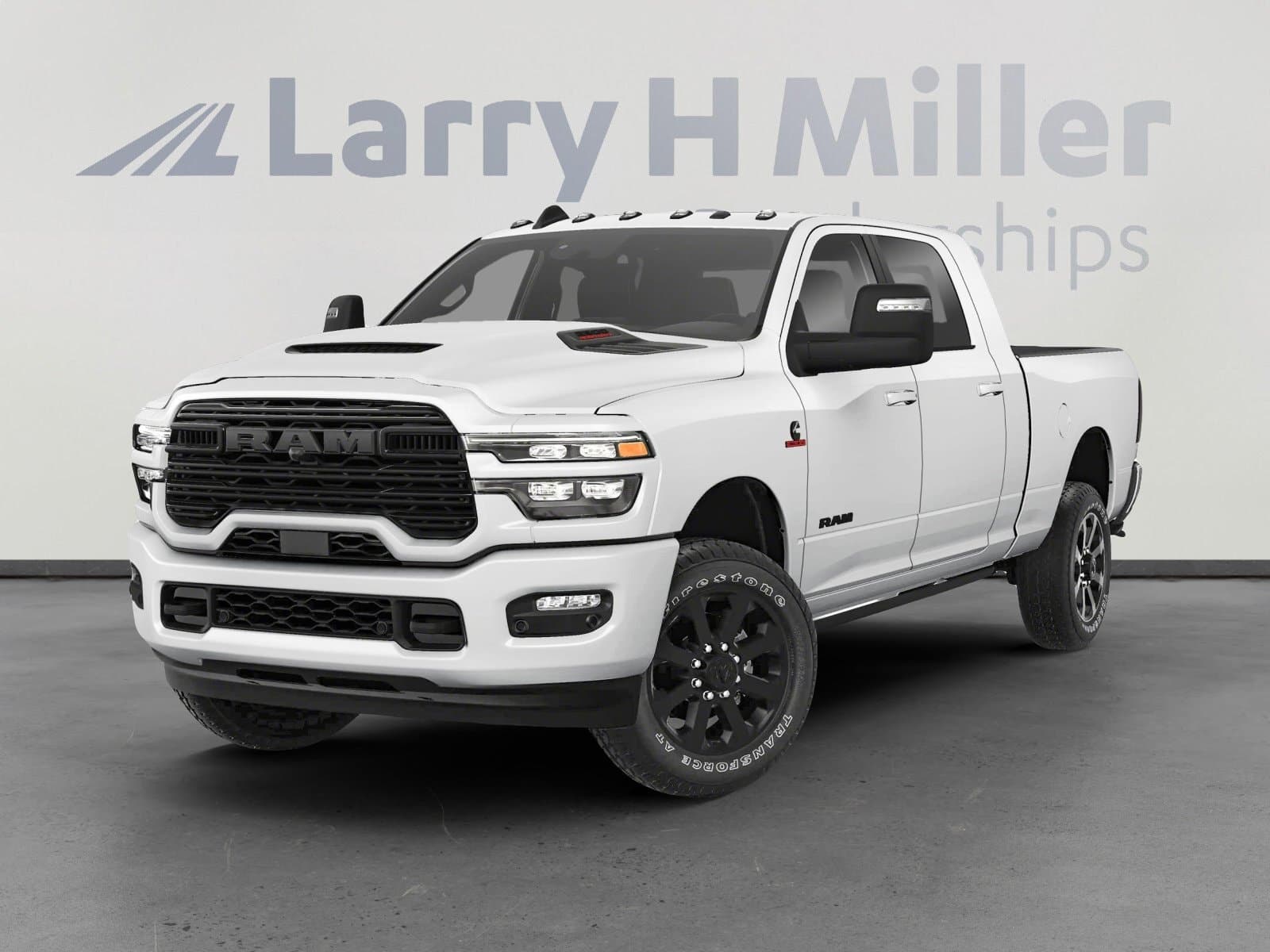 2027 RAM 2500 Laramie — photo 1 of 8