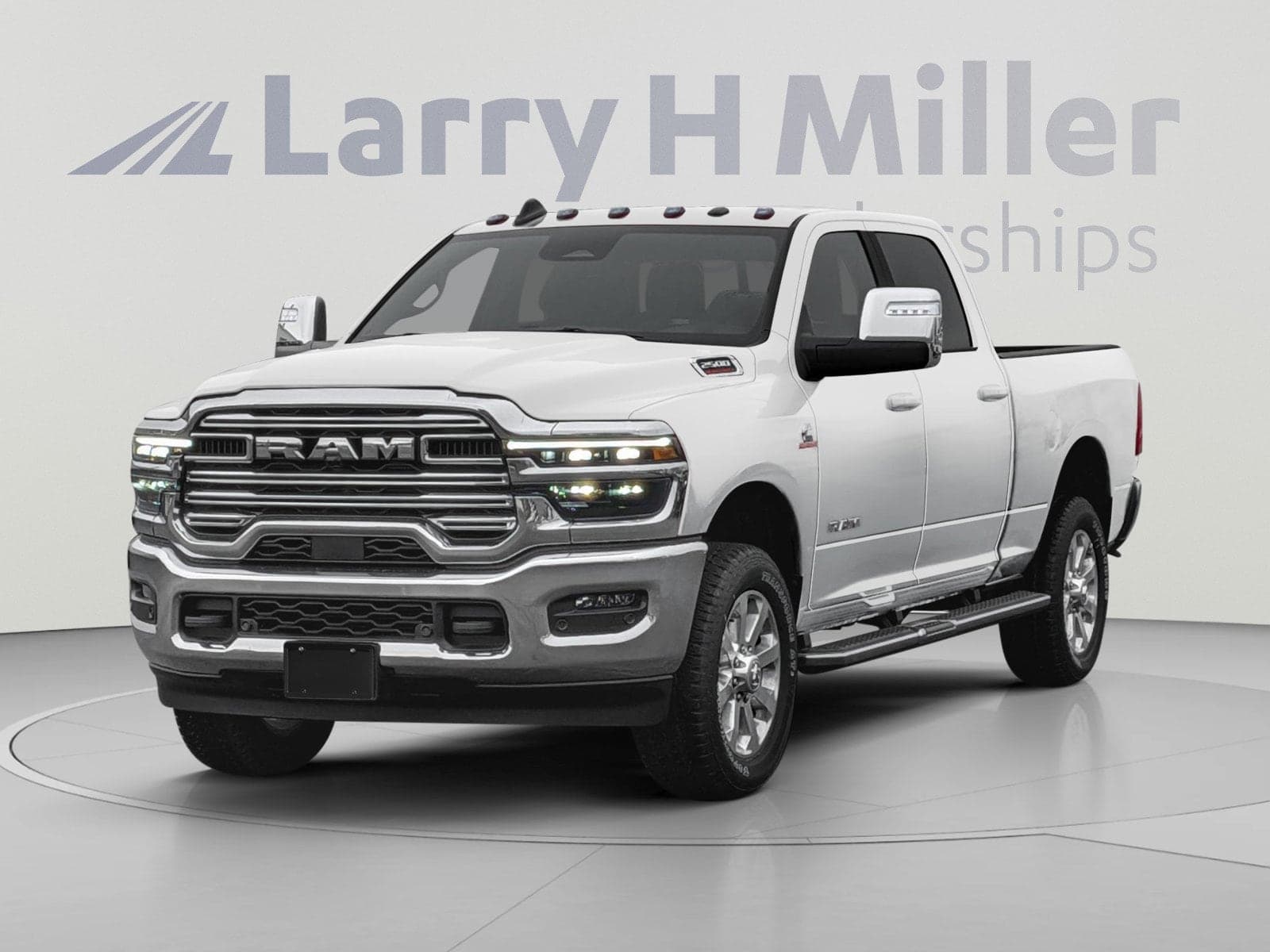 2027 RAM 2500 Laramie — photo 1 of 8