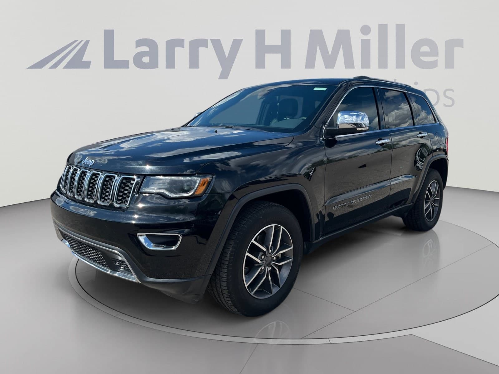 2020 Jeep Grand Cherokee Limited — photo 1 of 35