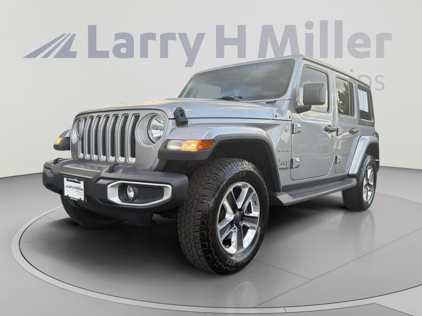 2020 Jeep Wrangler Unlimited Sahara — photo 1 of 34