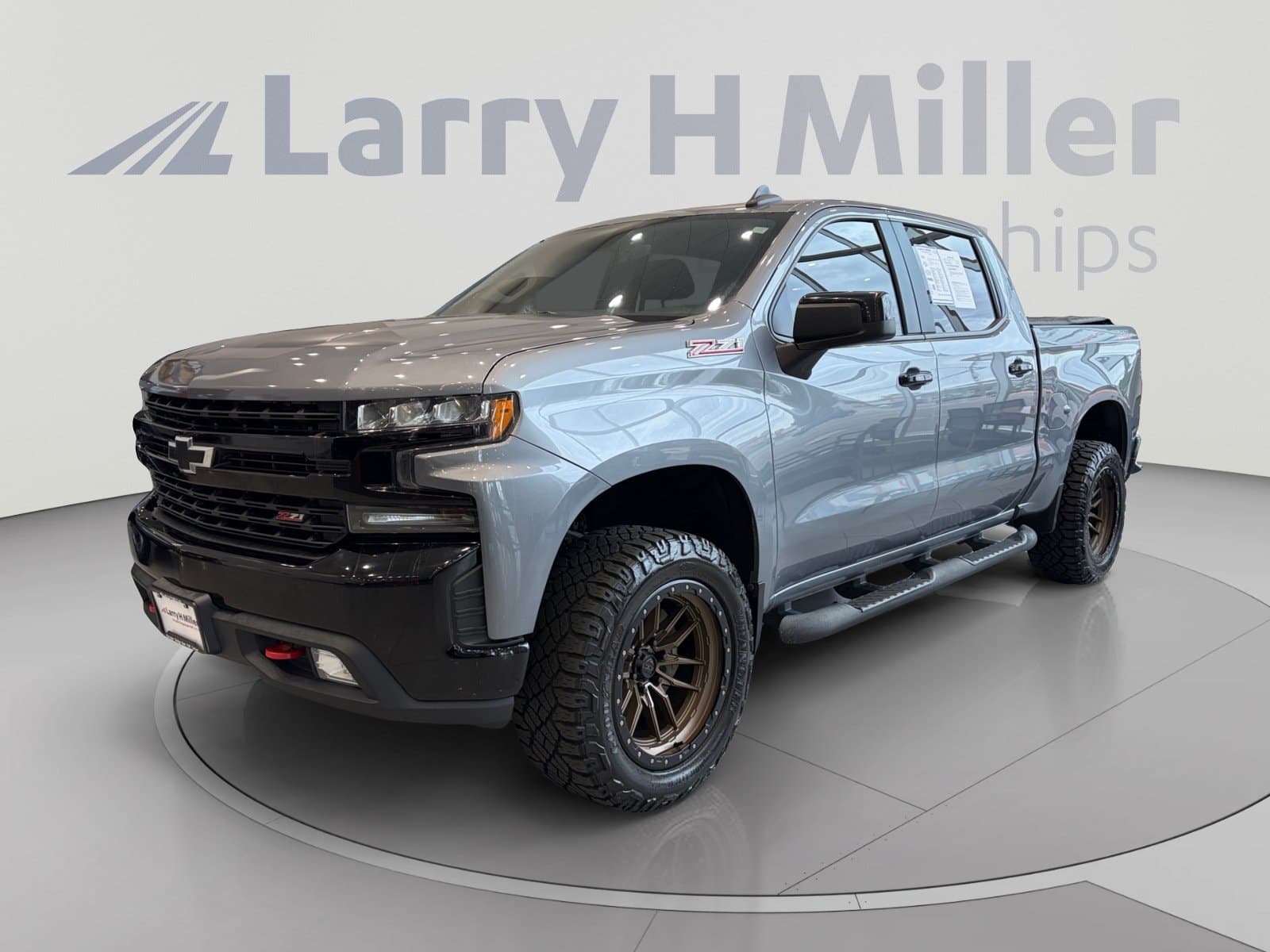 2021 Chevrolet Silverado 1500 LT Trail Boss — photo 1 of 33