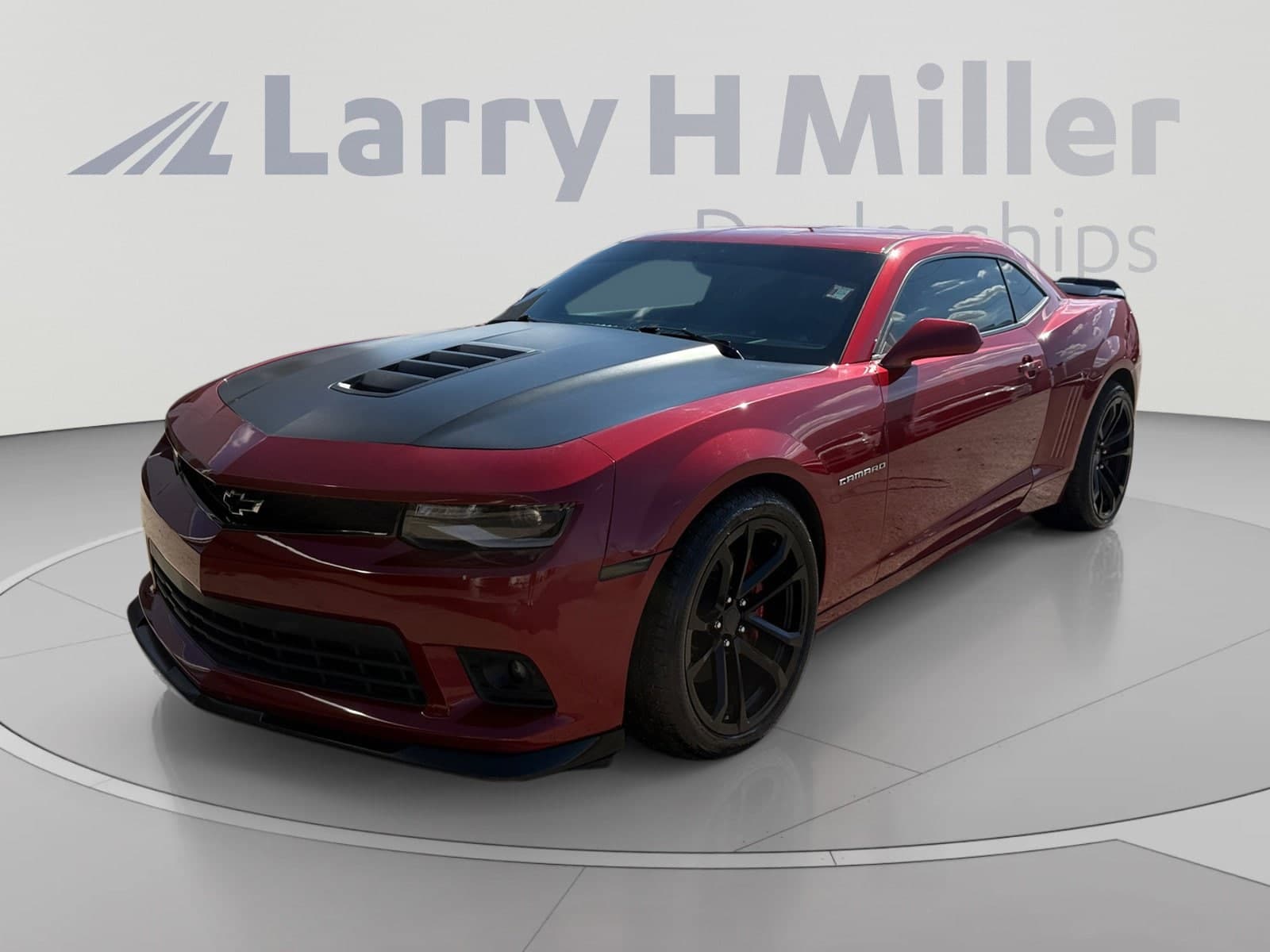 2015 Chevrolet Camaro SS — photo 1 of 34