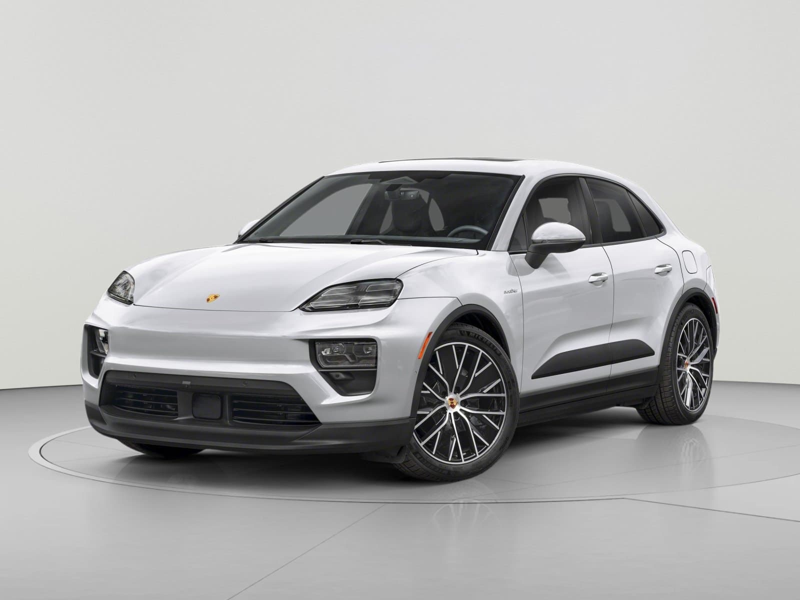 2025 Porsche Macan Electric — photo 1 of 11