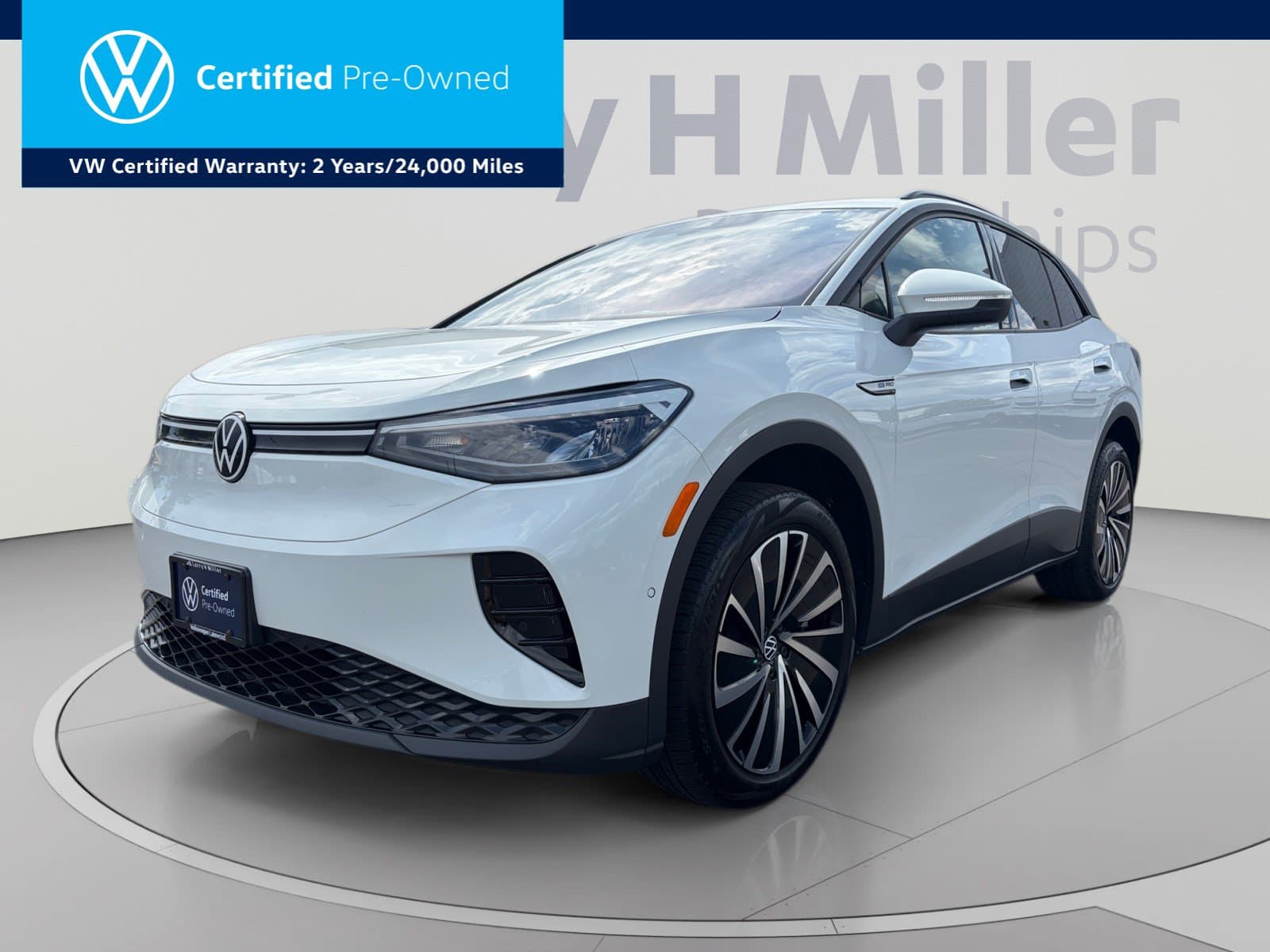 2024 Volkswagen ID.4 Pro — photo 1 of 35