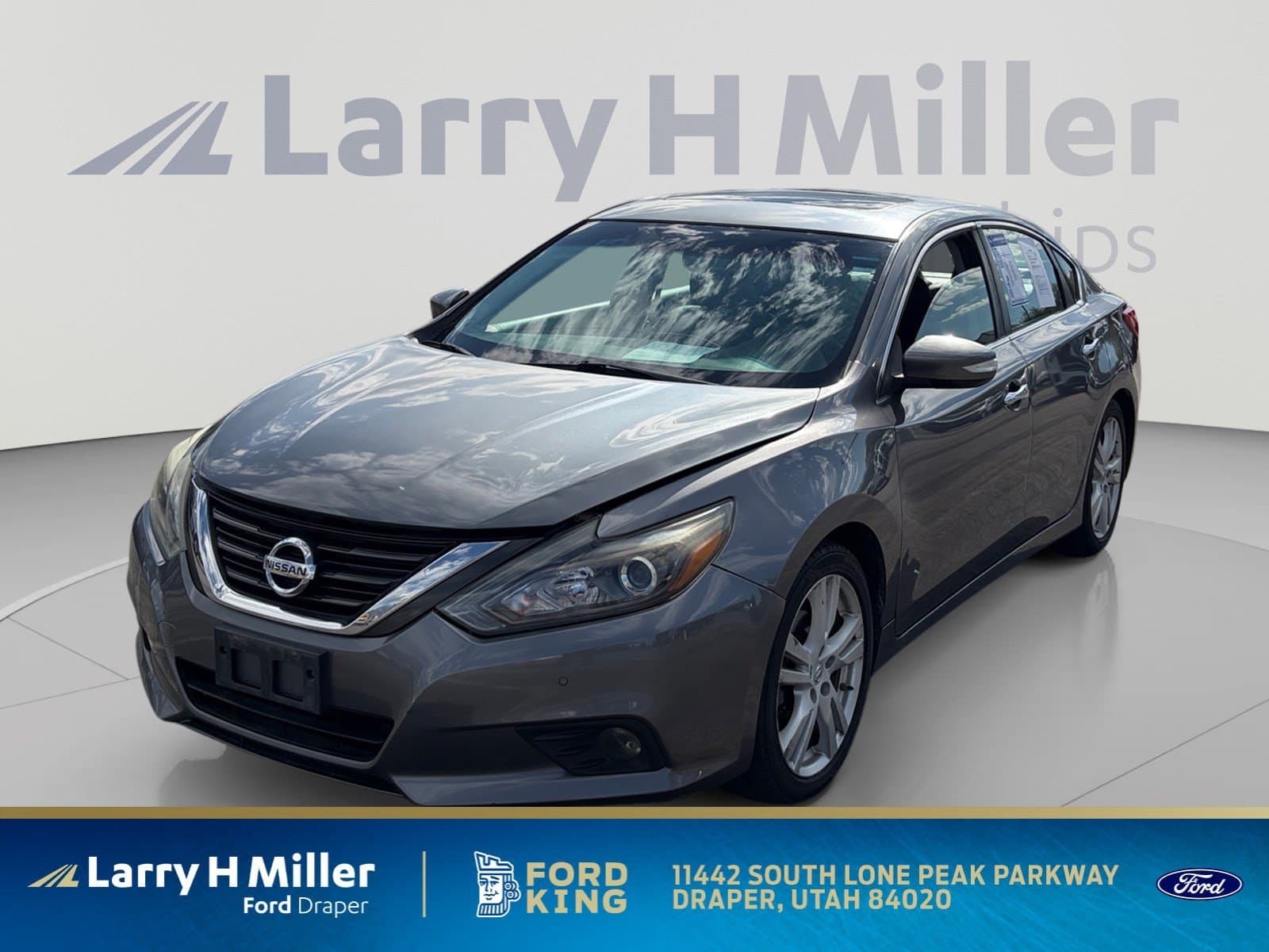 2016 Nissan Altima 3.5 SL — photo 1 of 34