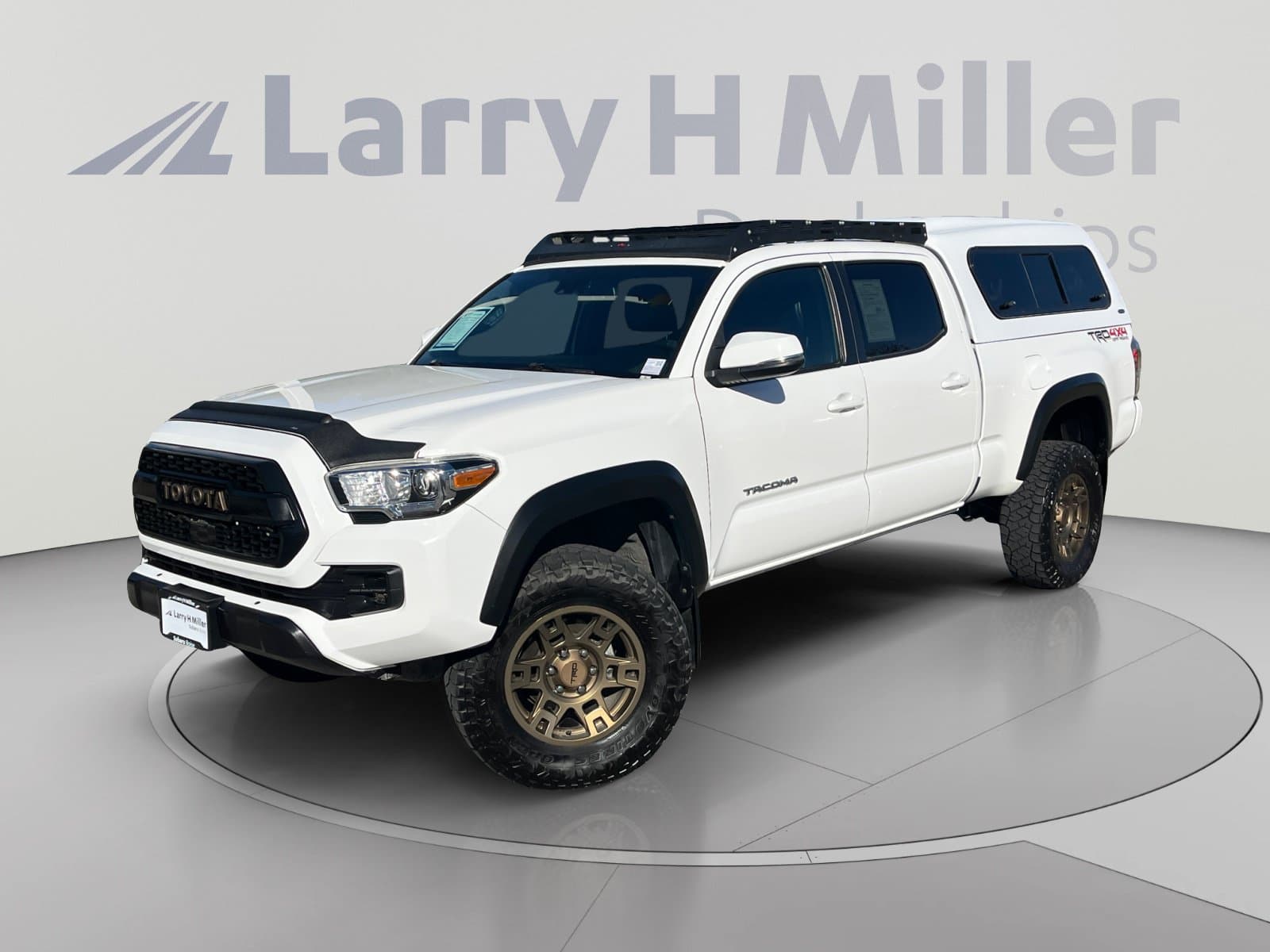 2021 Toyota Tacoma 4WD TRD Off Road — photo 1 of 35