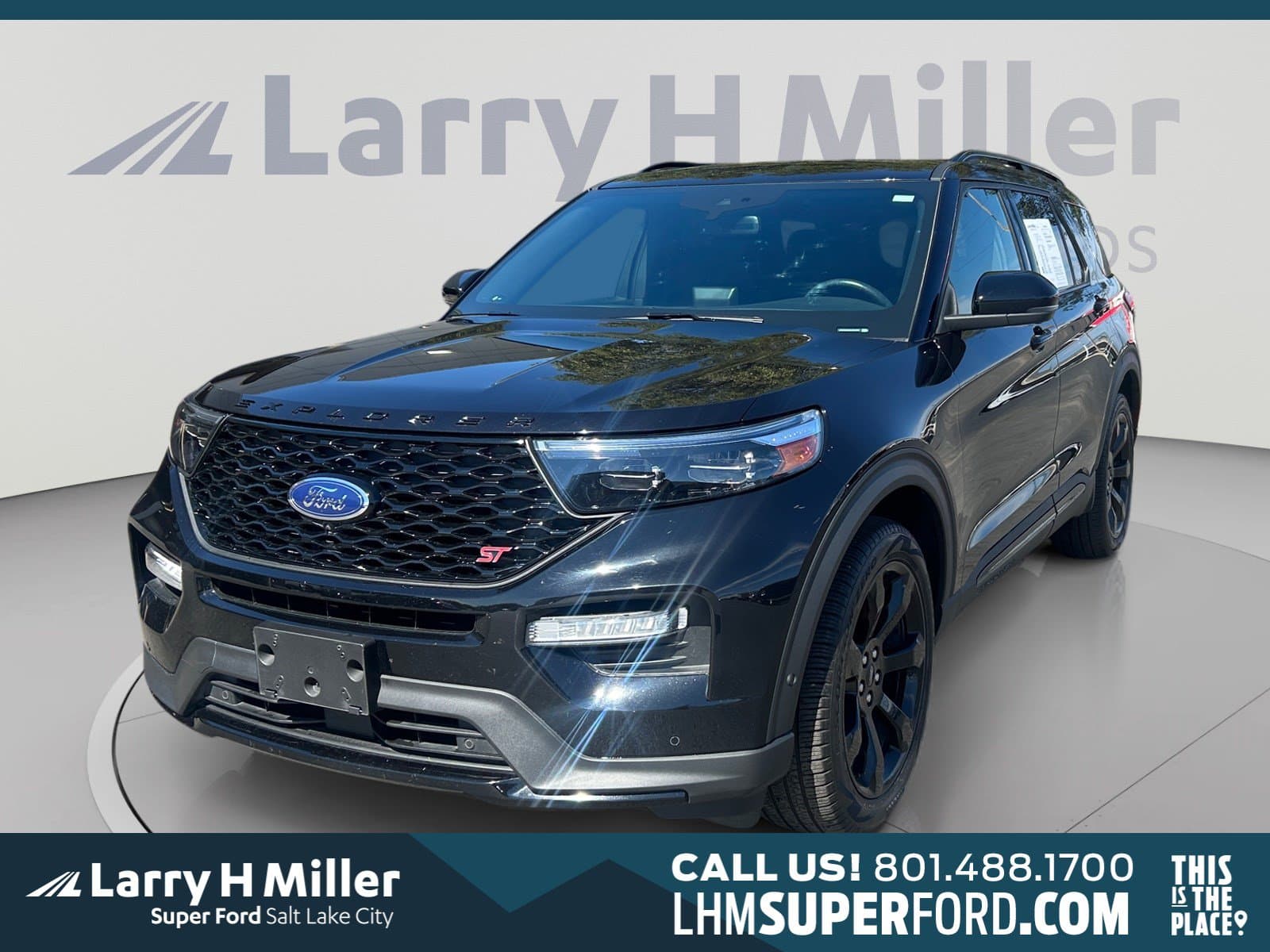 2020 Ford Explorer ST — photo 1 of 36