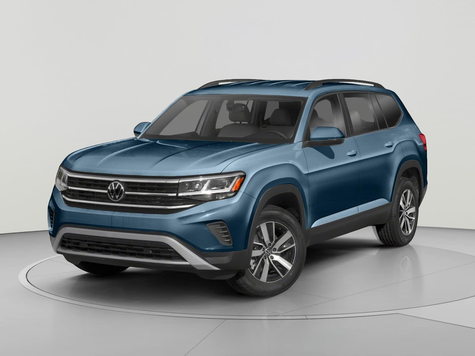2021 Volkswagen Atlas 3.6L V6 SE w/Technology — photo 1 of 10