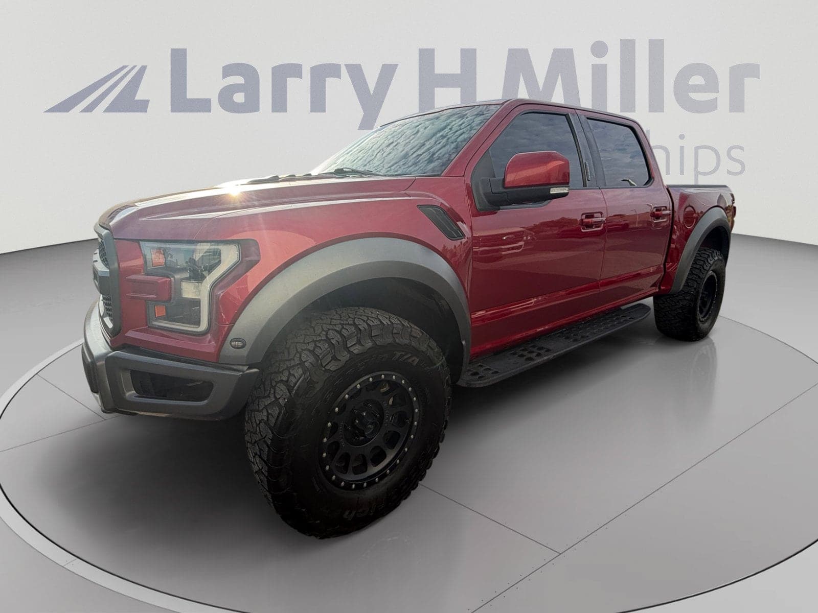 2018 Ford F-150 Raptor — photo 1 of 36