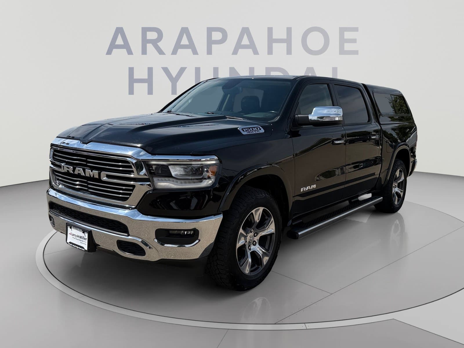 2019 RAM 1500 Laramie — photo 1 of 35