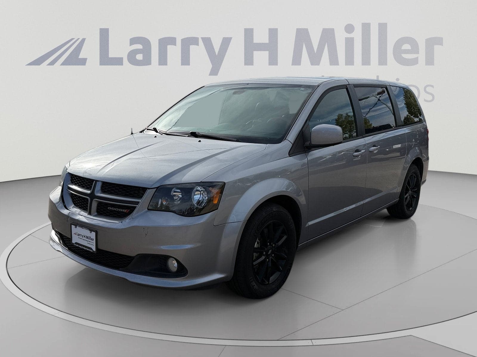 2019 Dodge Grand Caravan Base — photo 1 of 35