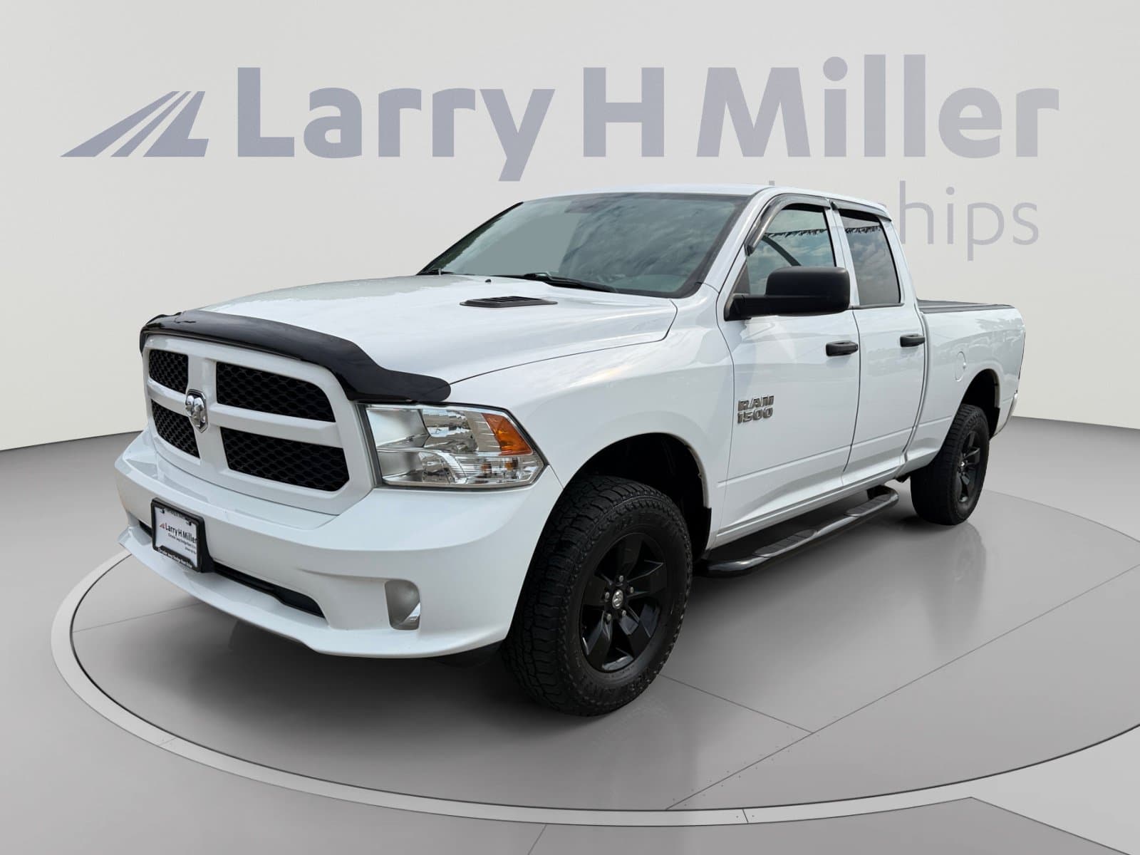 2017 RAM 1500 Express — photo 1 of 35