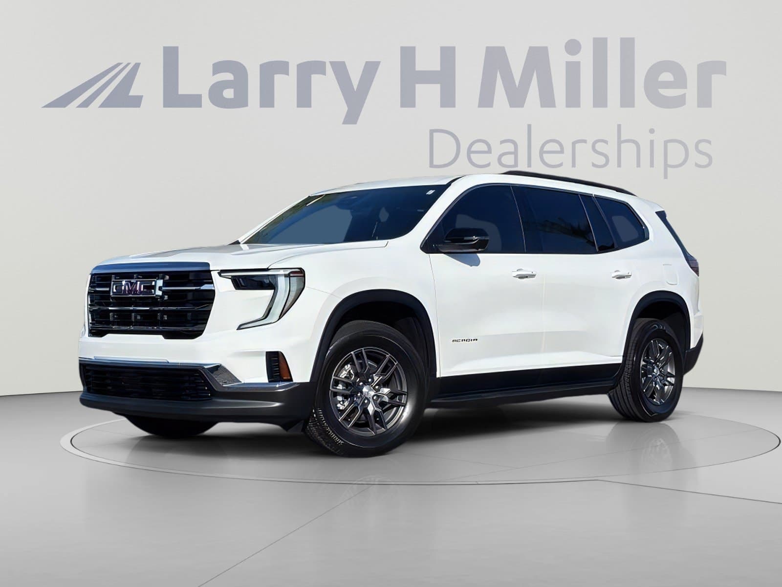 2026 GMC Acadia FWD Elevation — photo 1 of 36