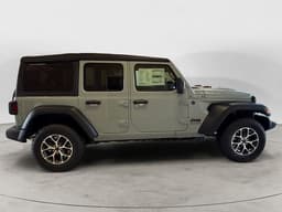 Extra Photo