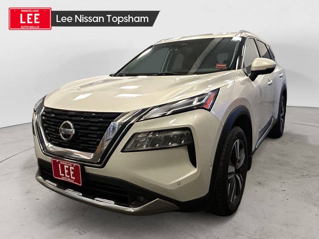2021 Nissan Rogue Platinum — photo 1 of 9