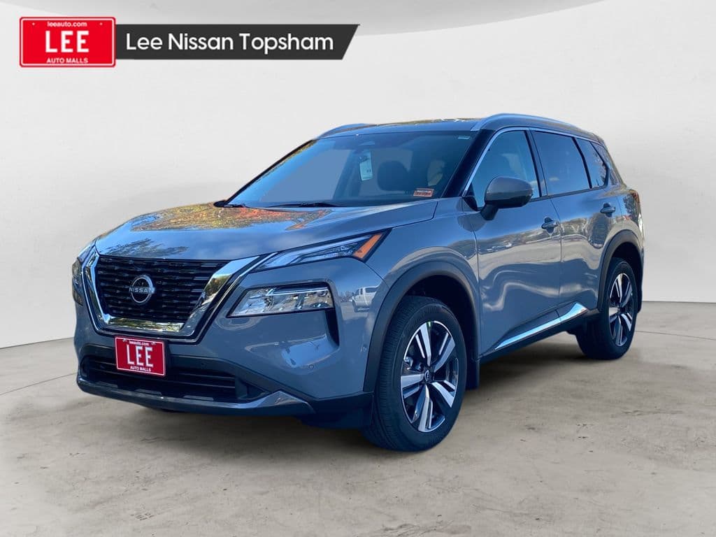 2023 Nissan Rogue SL — photo 1 of 16