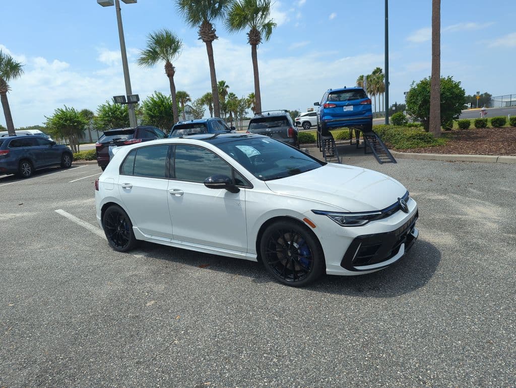 2026 Volkswagen Golf R 2.0T — photo 1 of 46