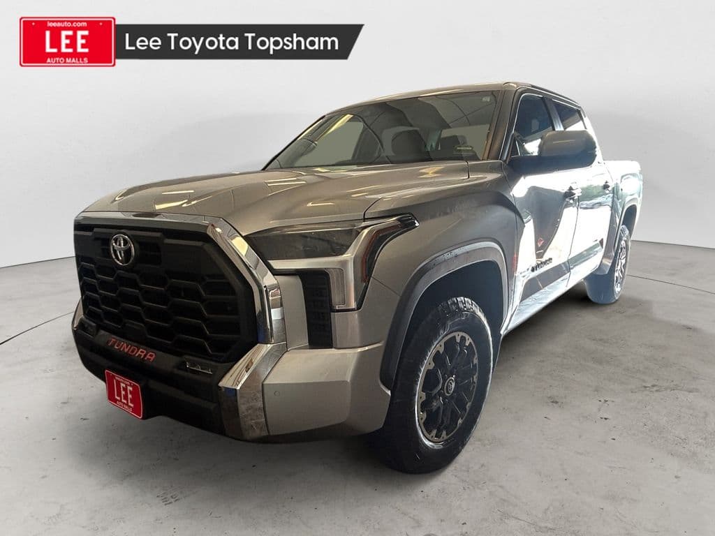 2024 Toyota Tundra SR5 — photo 1 of 8