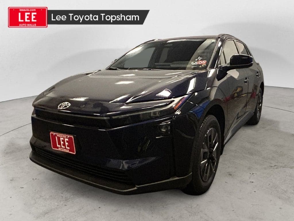 2027 Toyota bZ XLE — photo 1 of 38