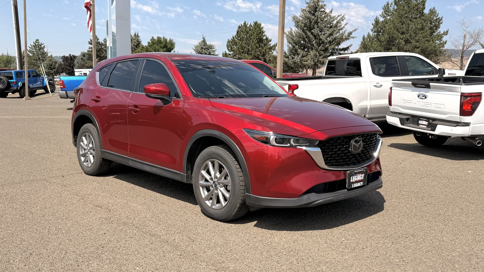 2022 Mazda CX-5 2.5 S Preferred Package — photo 1 of 18
