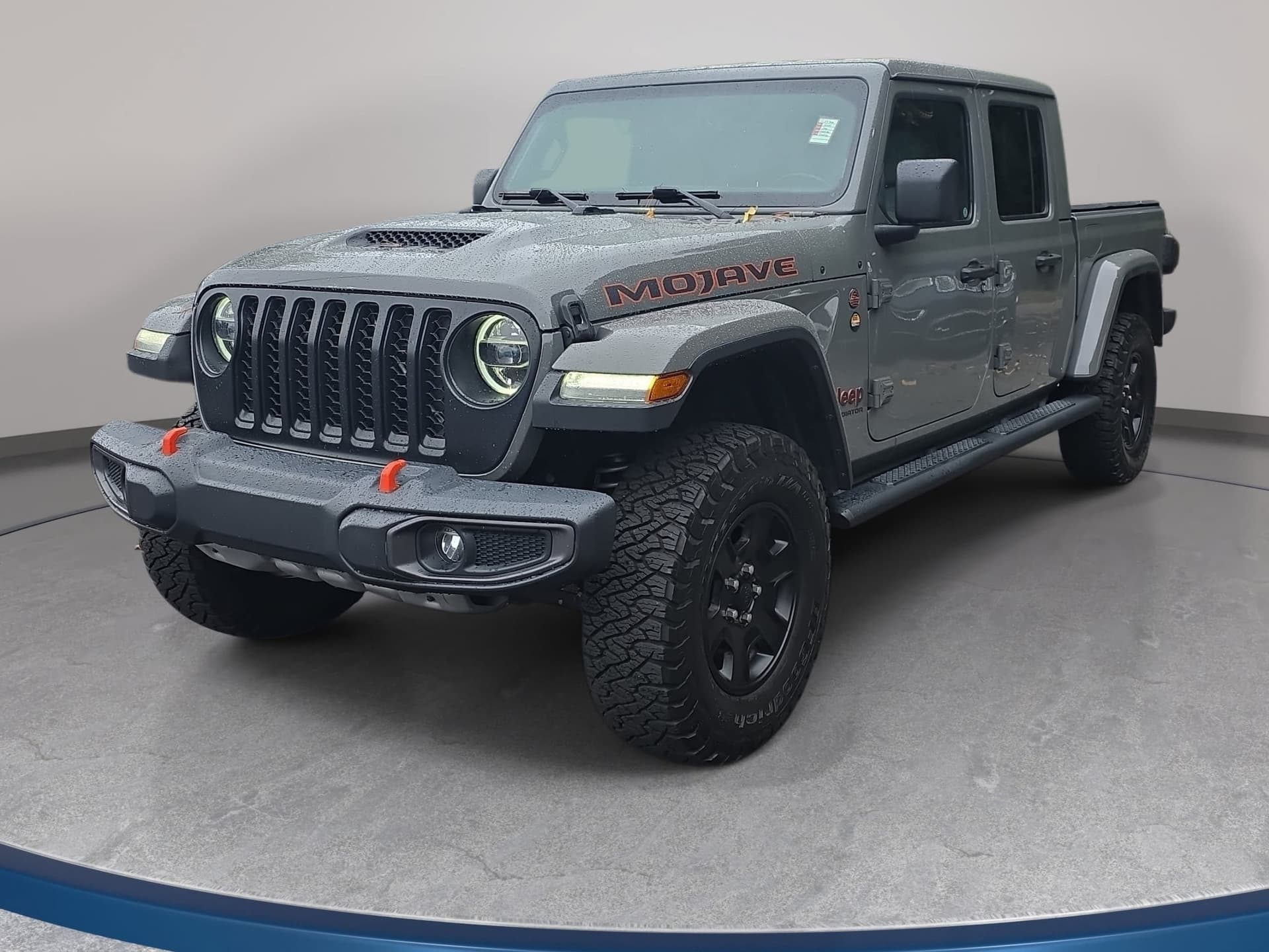 2020 Jeep Gladiator Mojave — photo 1 of 13