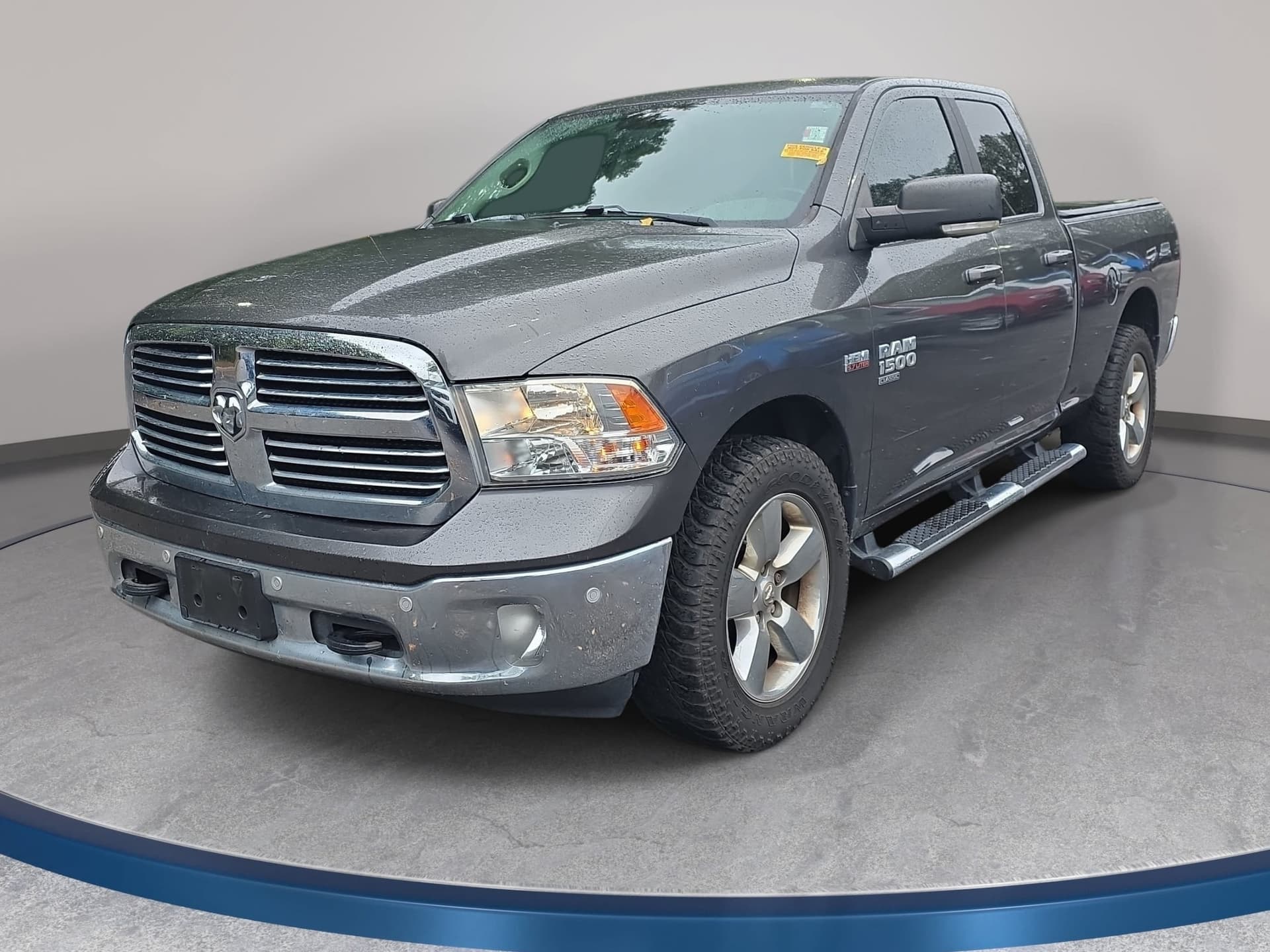 2019 RAM 1500 Classic Big Horn — photo 1 of 13