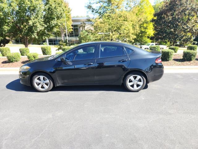 2016 Dodge Dart SE — photo 1 of 16